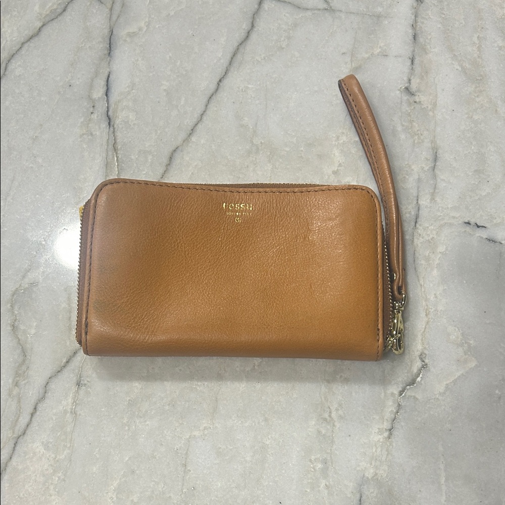 Fossil Caramel Leather Wristlet